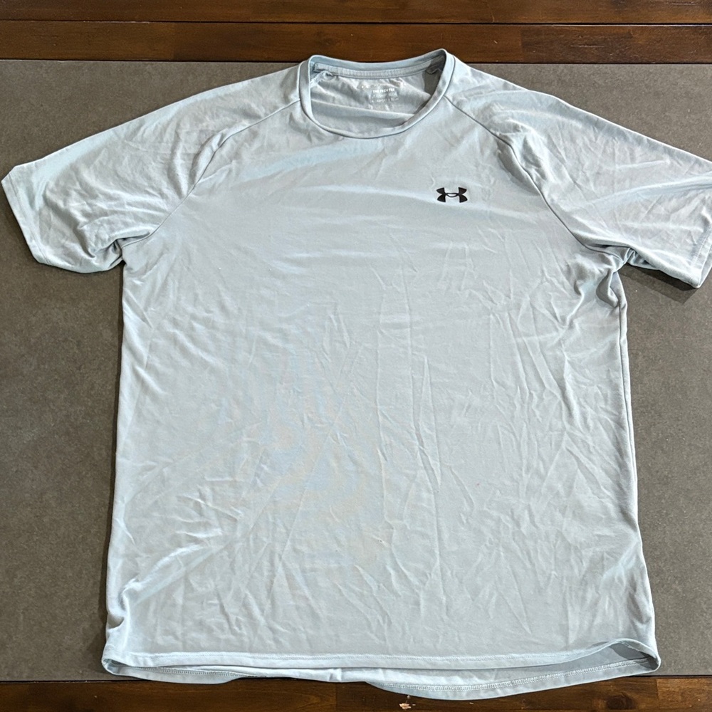 Under Armour Men's Cool Gray Short Sleeve Tee